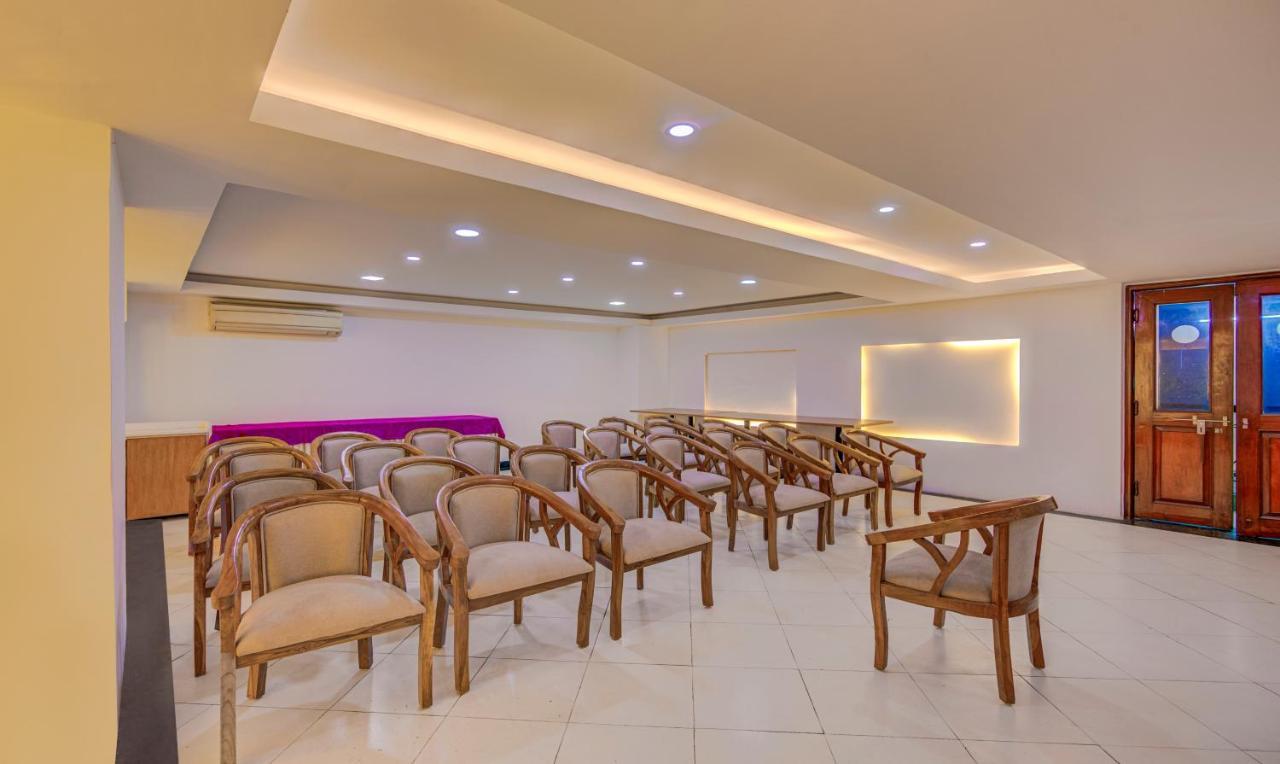 Treebo Corporate Park Ξενοδοχείο Νέο Δελχί Εξωτερικό φωτογραφία
