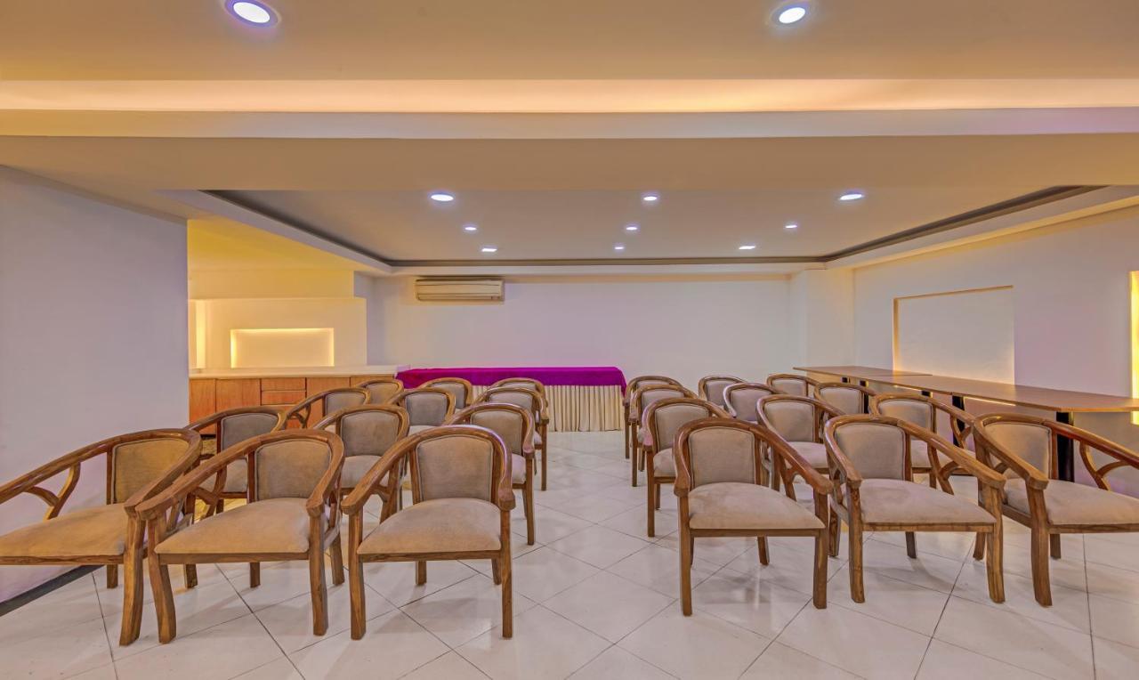 Treebo Corporate Park Ξενοδοχείο Νέο Δελχί Εξωτερικό φωτογραφία